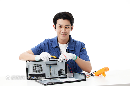 年輕維修工的計(jì)算機(jī)維修之旅